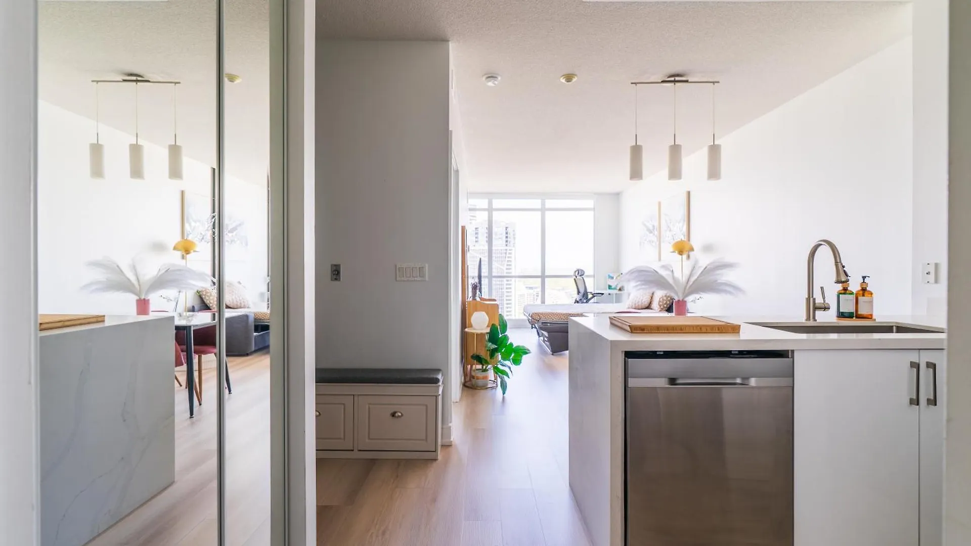 Vip Wing 2 Queen Beds - Cn Tower & Lakeside - Free Parking Toronto