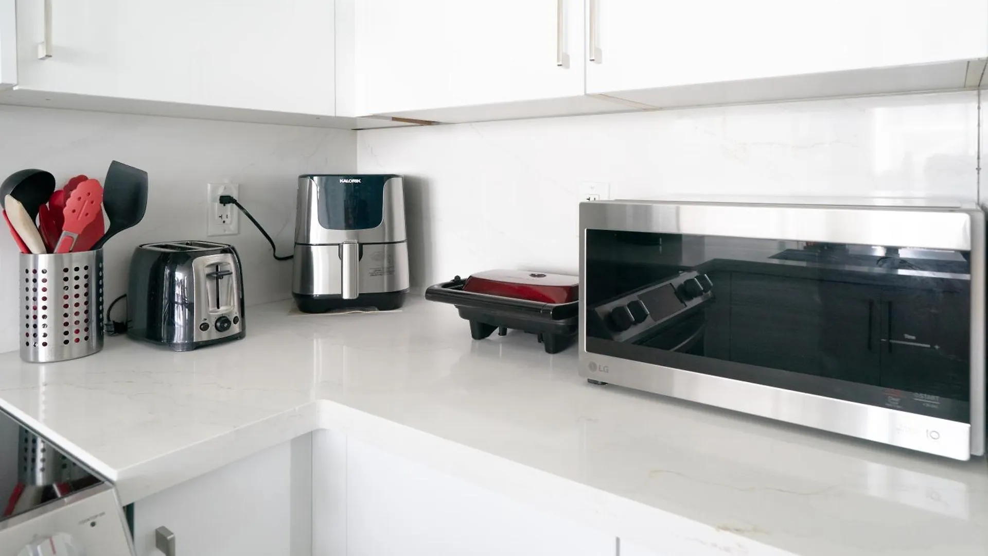 Appartamento Vip Wing 2 Queen Beds - Cn Tower & Lakeside - Free Parking Toronto