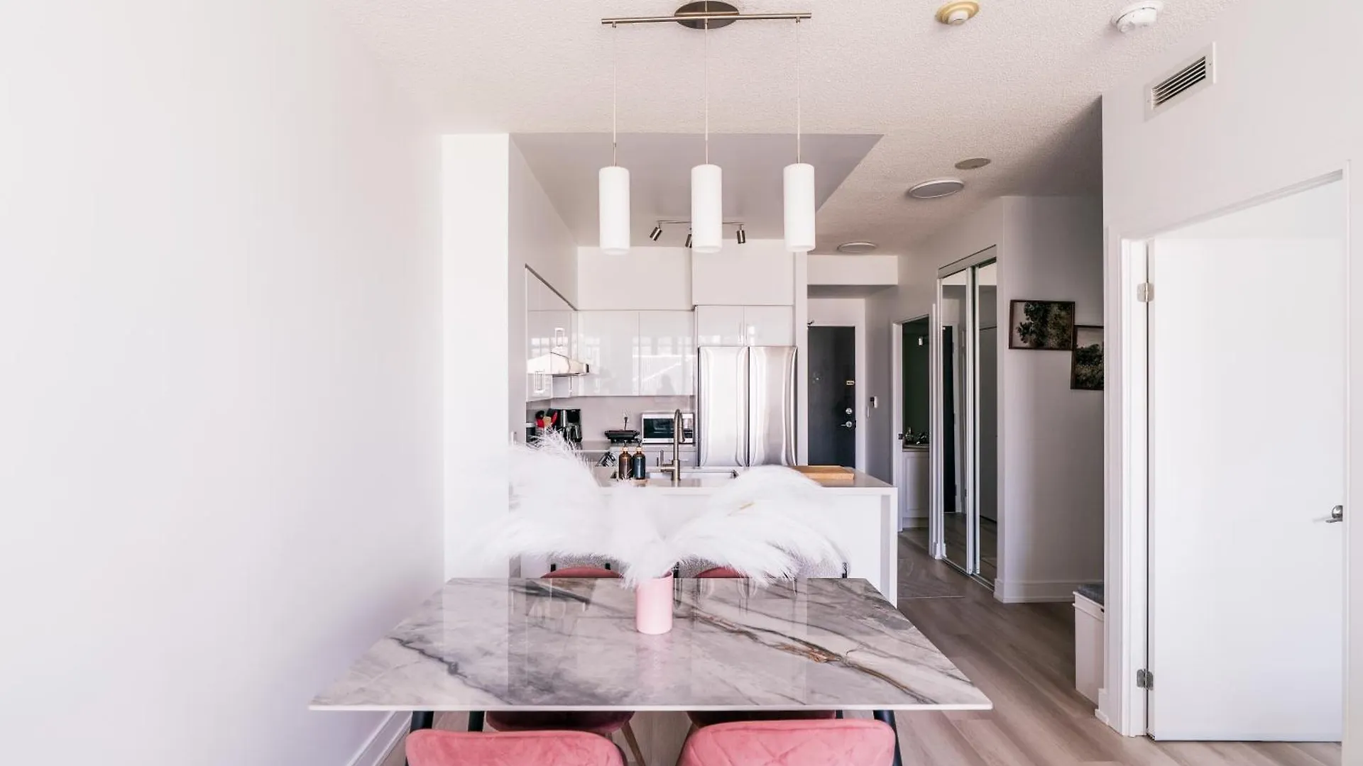 Vip Wing 2 Queen Beds - Cn Tower & Lakeside - Free Parking Τορόντο Διαμέρισμα