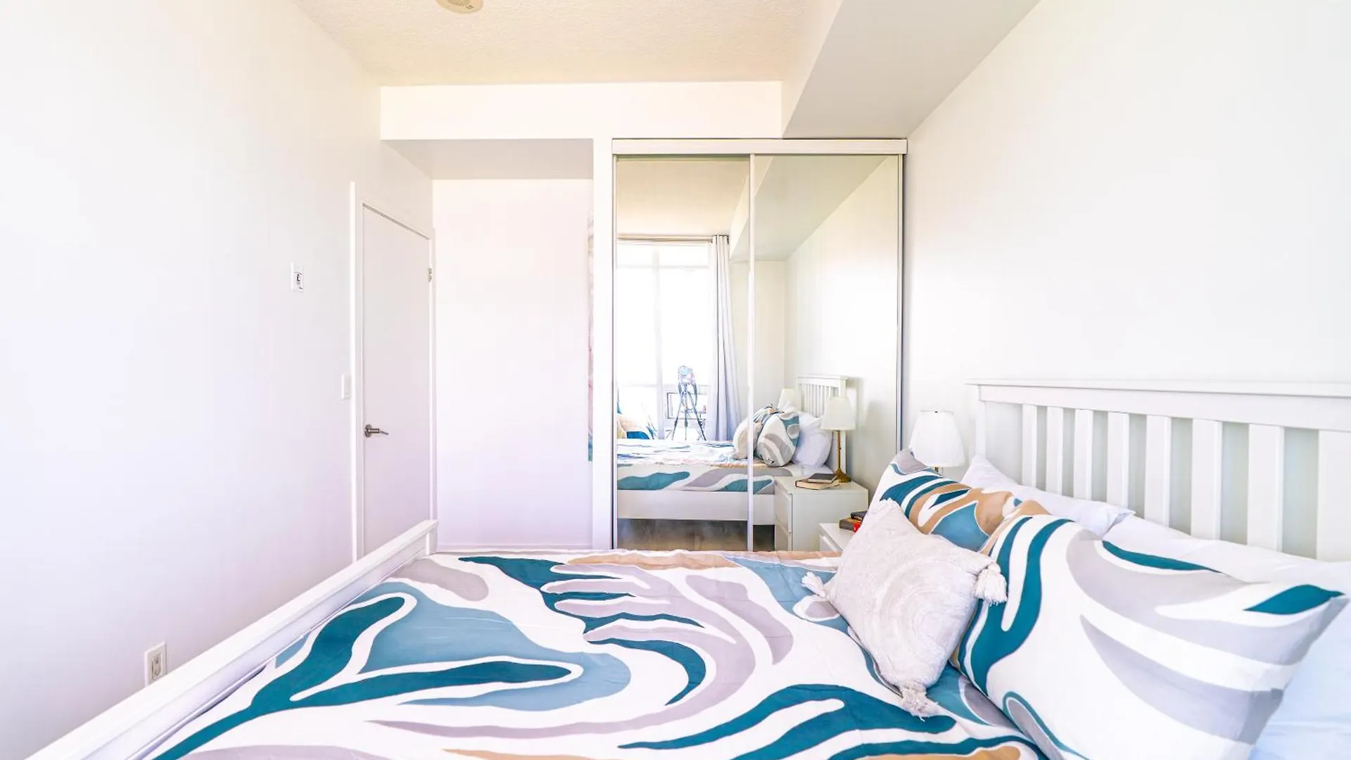 Vip Wing 2 Queen Beds - Cn Tower & Lakeside - Free Parking Τορόντο Διαμέρισμα