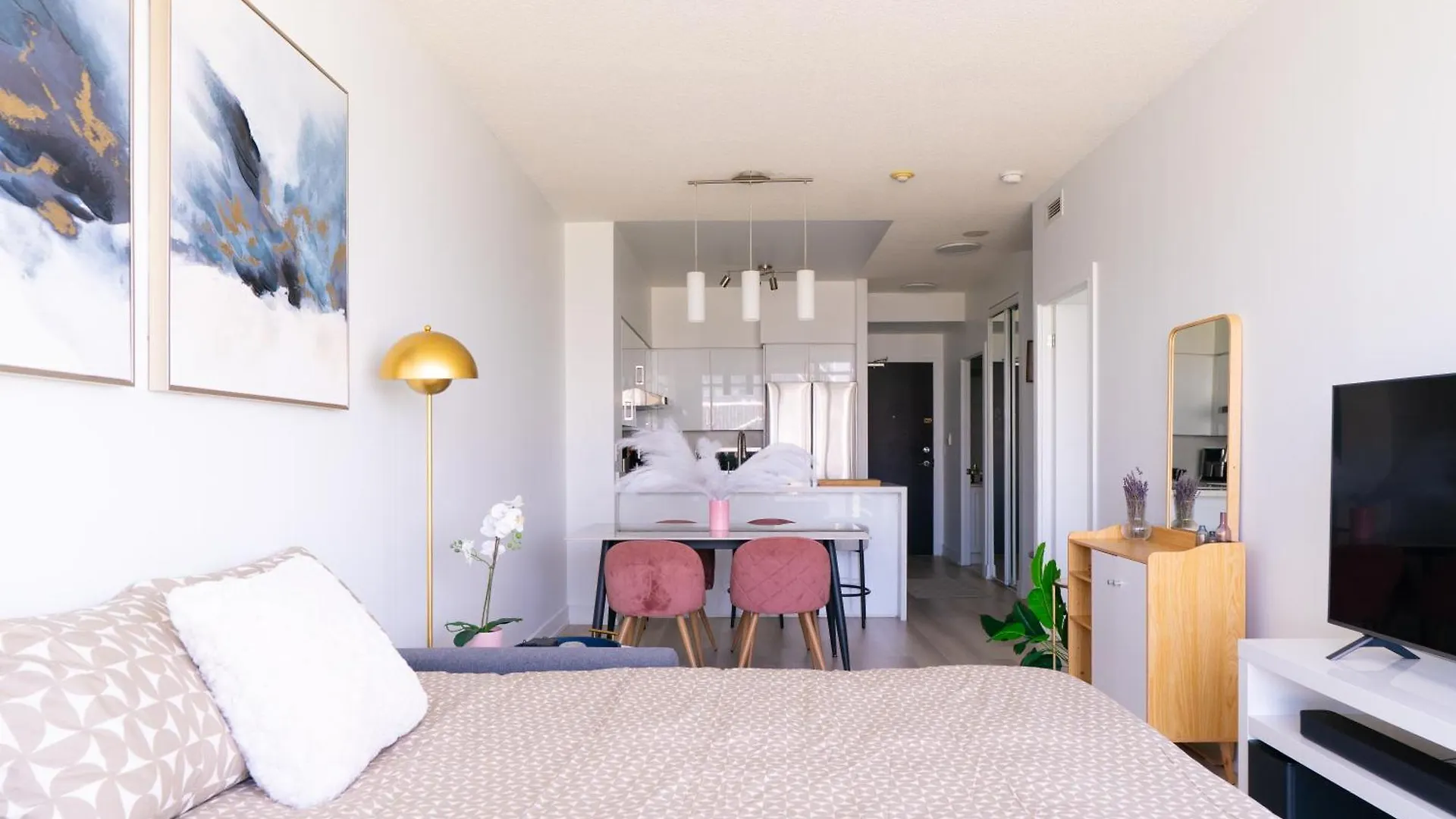 Διαμέρισμα Vip Wing 2 Queen Beds - Cn Tower & Lakeside - Free Parking Τορόντο